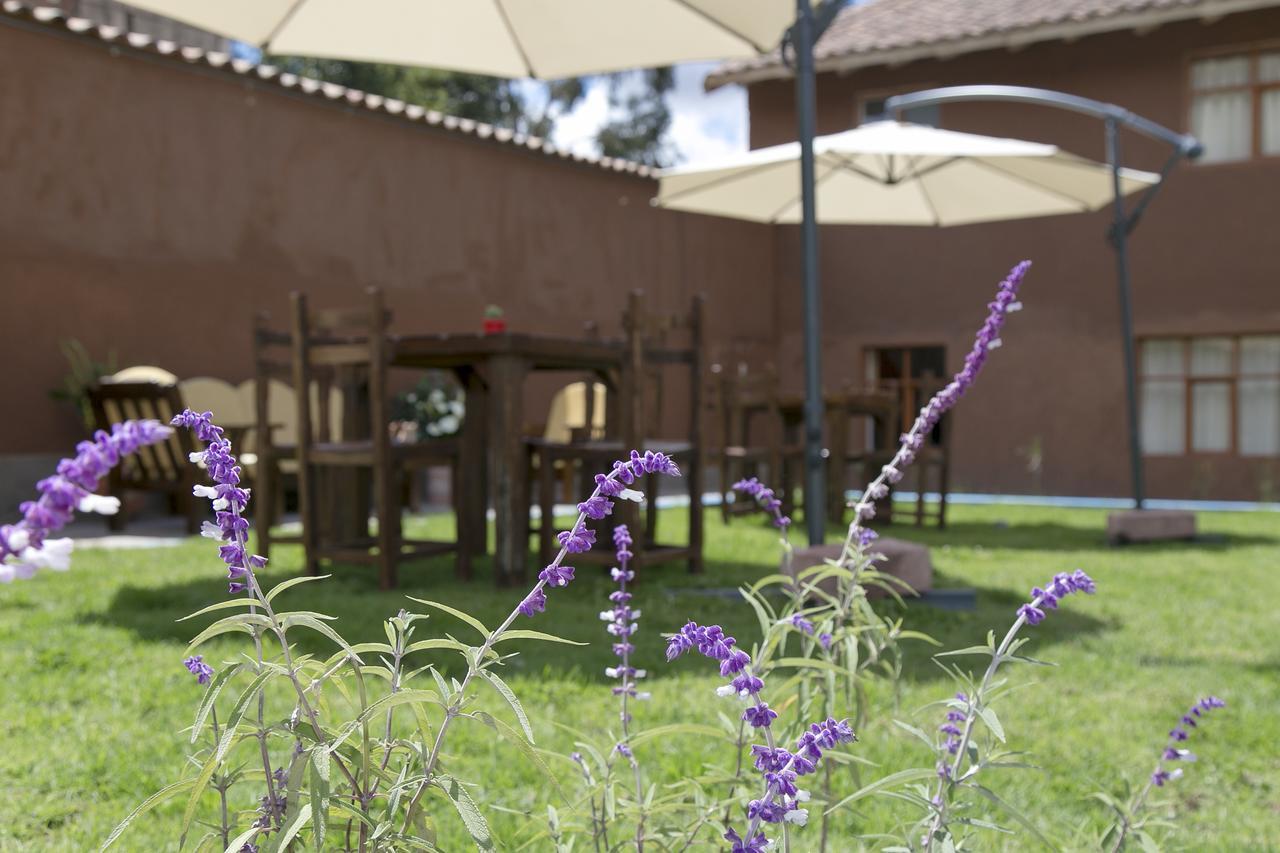 Wayqey Lodge Urubamba Extérieur photo