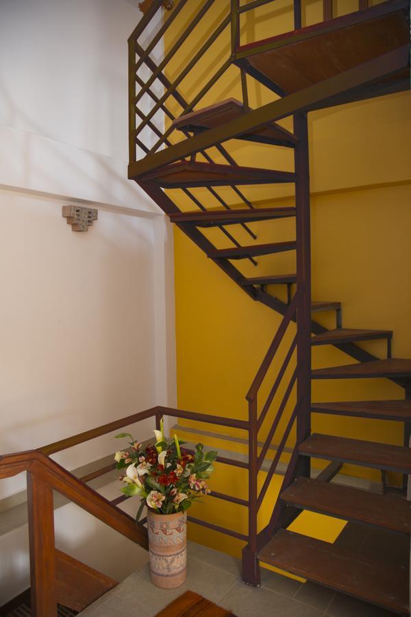 Wayqey Lodge Urubamba Extérieur photo